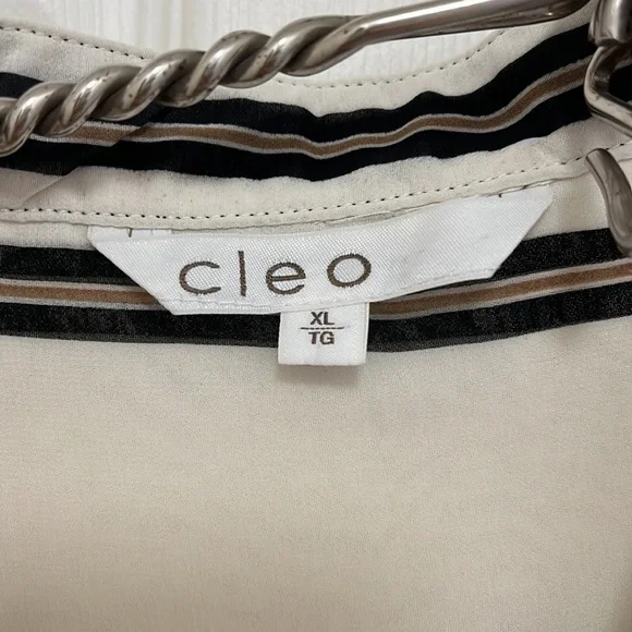 Cleo blouse - Picture 2 of 2